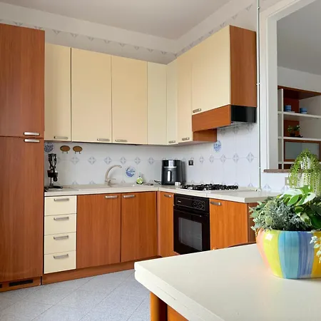 Amare - Sea Front Apartament
