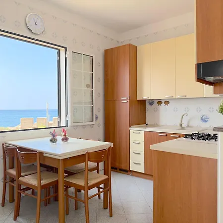 Amare - Sea Front Apartament Gallipoli